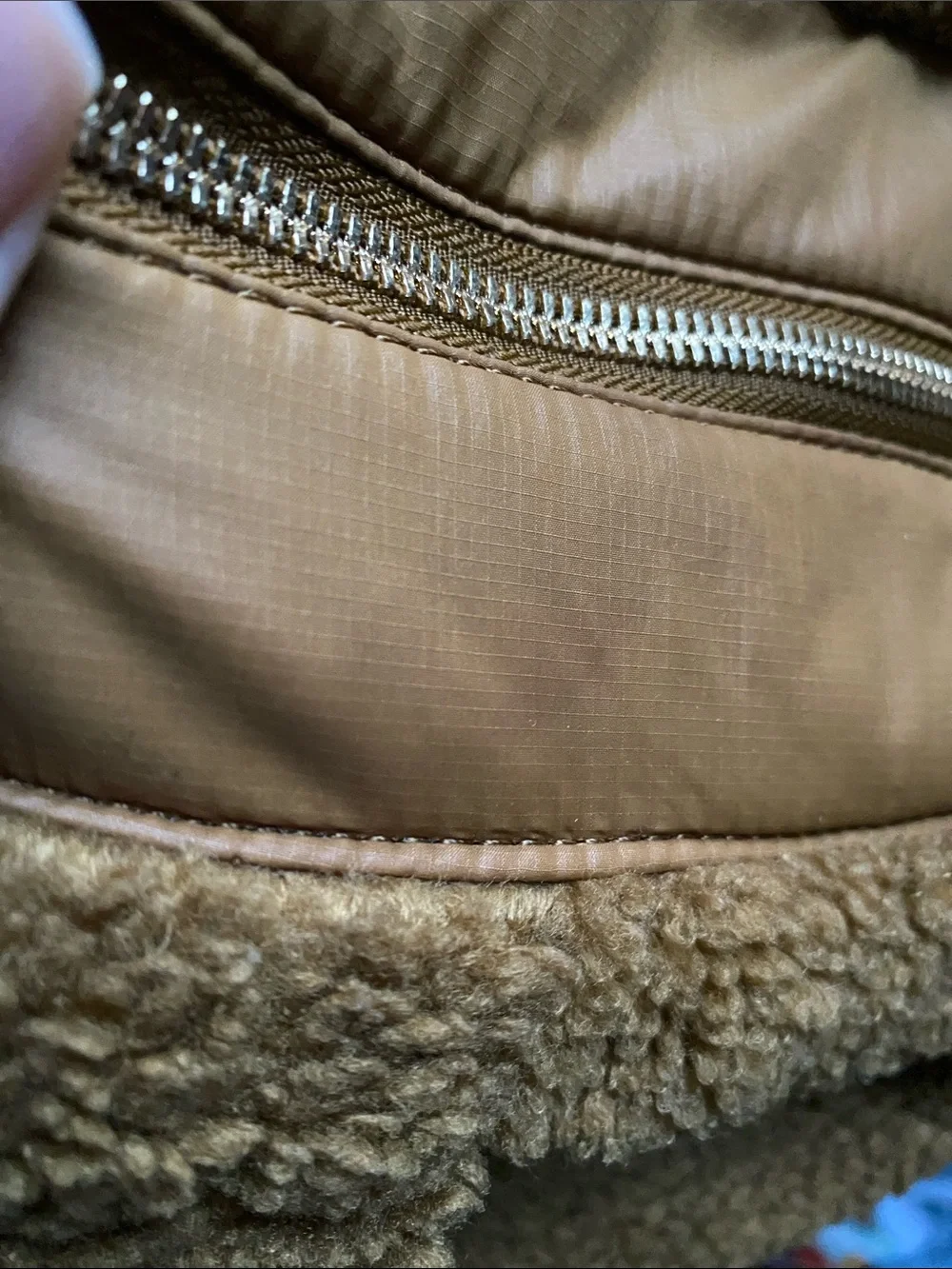 Lululemon Athletica quilted Grid burnt caramel Sherpa crossbody/shoulder bar